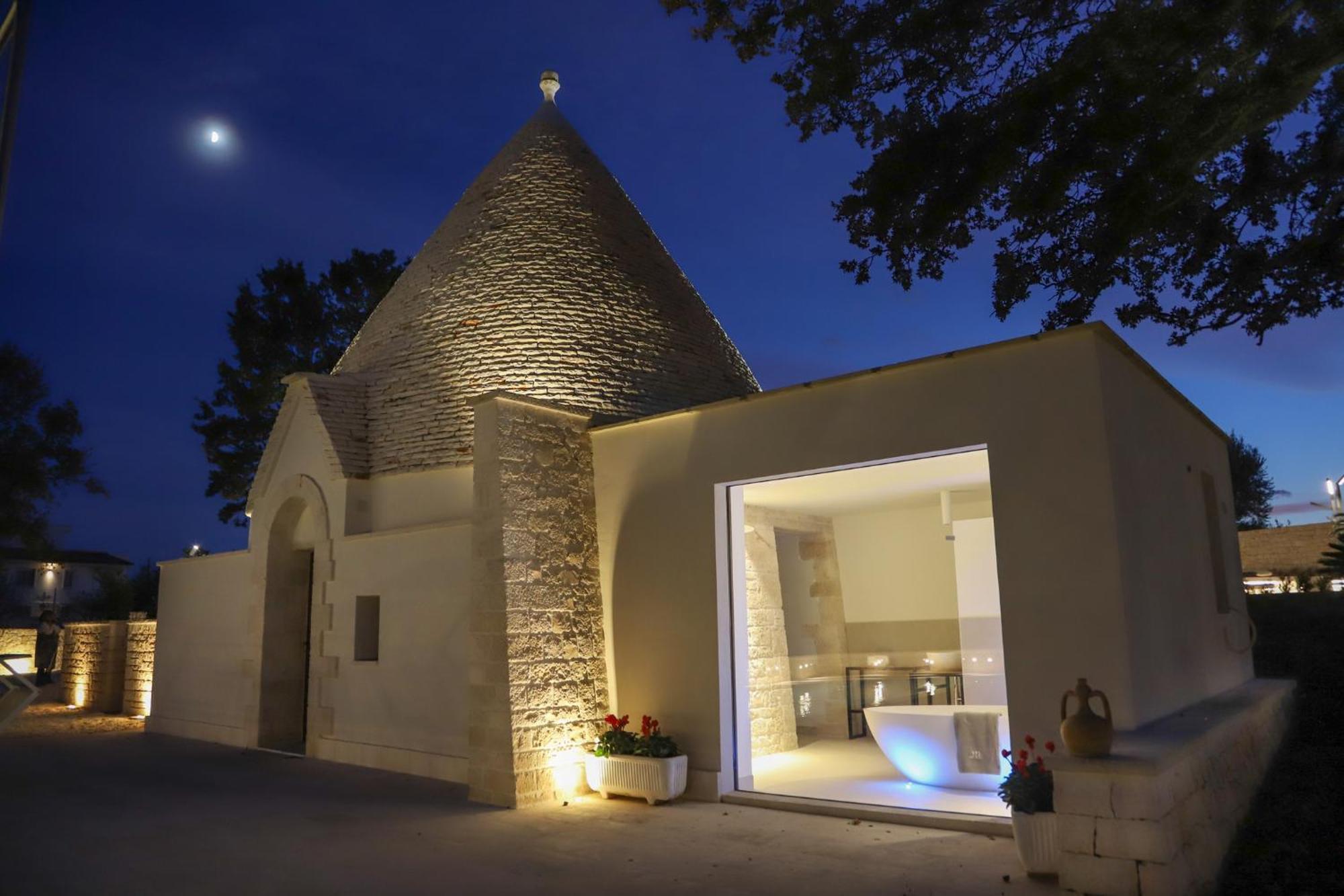 Td Trullo Roverella Charming Trullo With Pool Castellana Grotte Zewnętrze zdjęcie